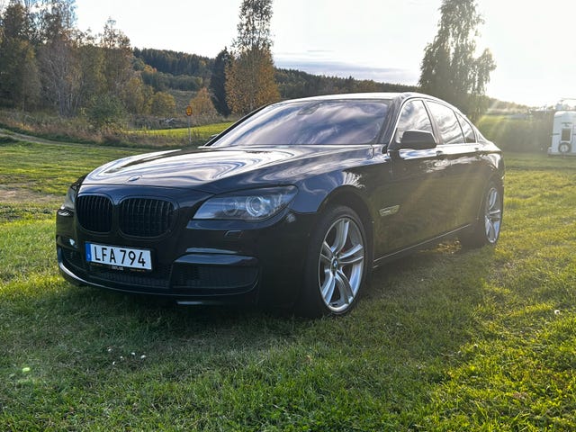 BMW 740d 2011