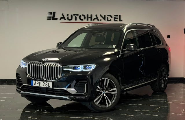 BMW X7 2021
