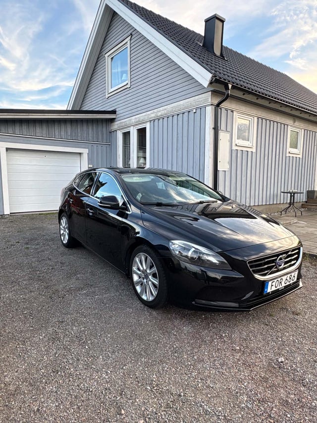 Volvo V40 2015
