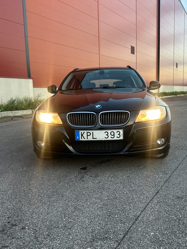 BMW 318d 2010