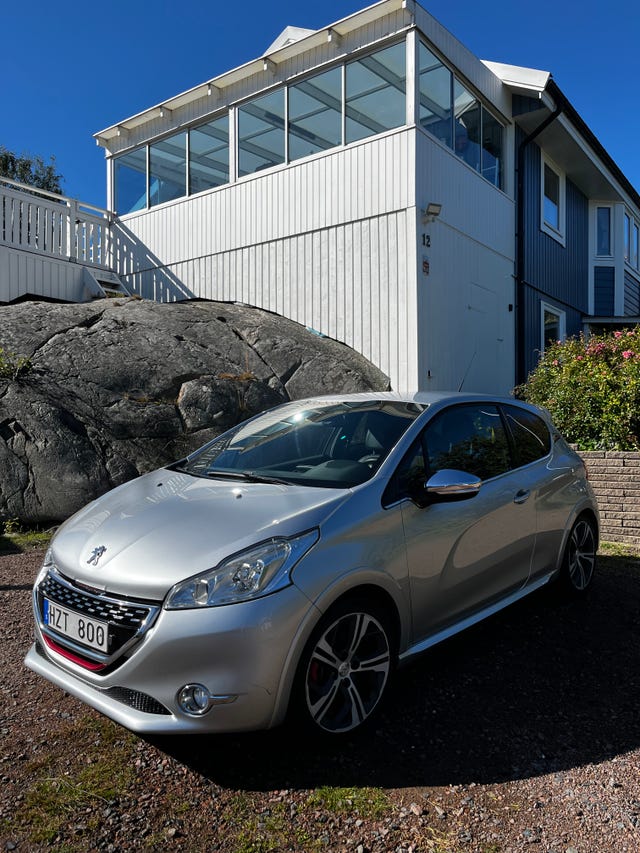 Peugeot 208 2013