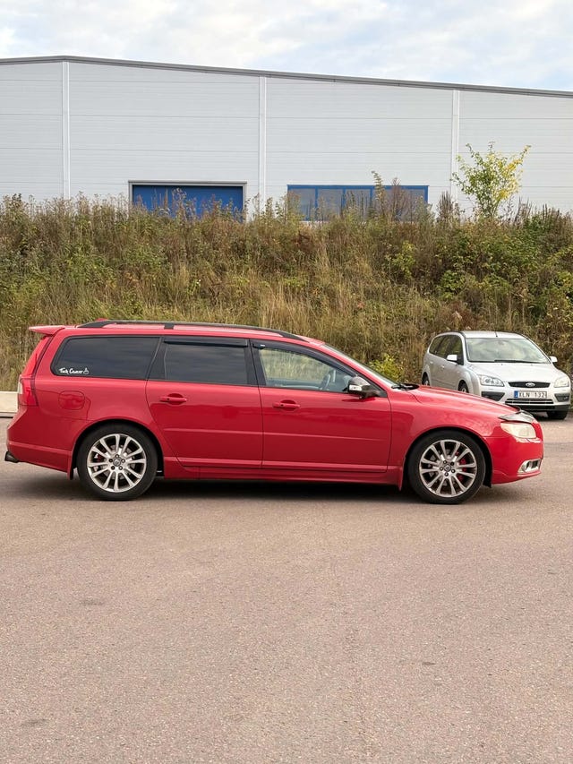Volvo V70 2010