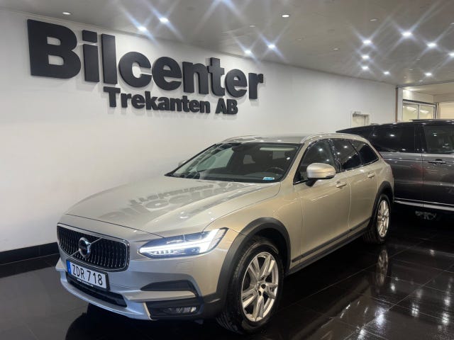 Volvo V90 Cross Country 2018 – bild 2