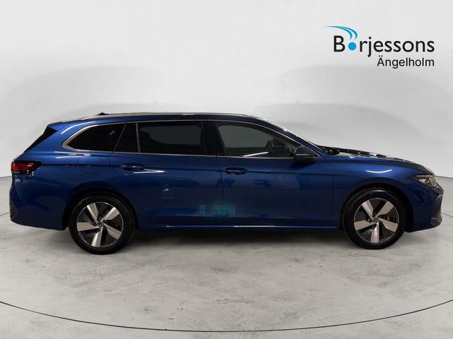 Volkswagen Passat 2025 – bild 2