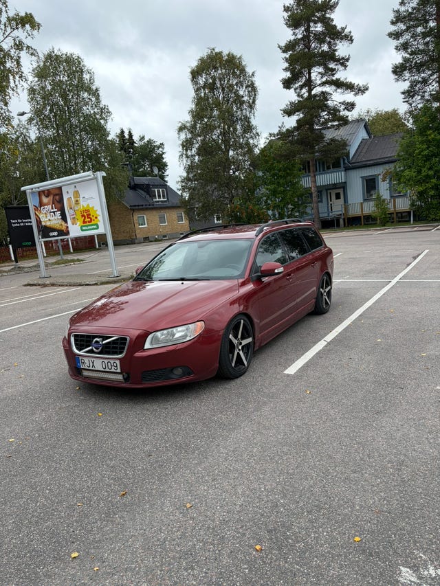 Volvo V70 2011