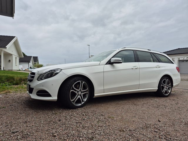 Mercedes-Benz E220 2015