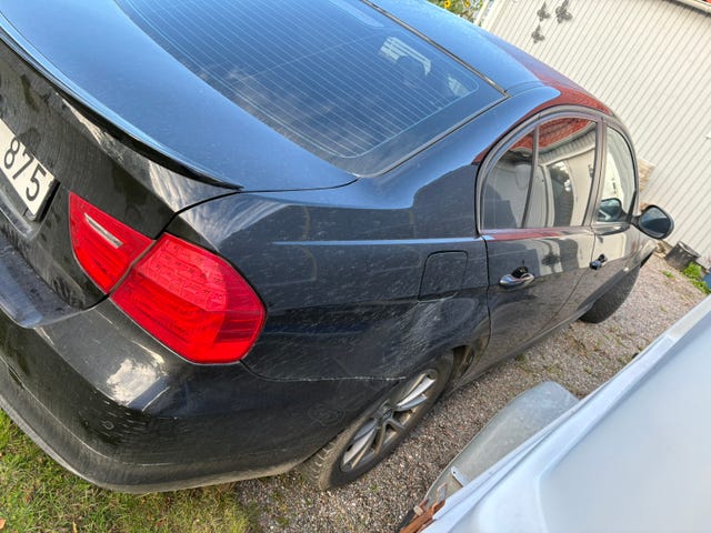 BMW 318d 2012 – bild 3