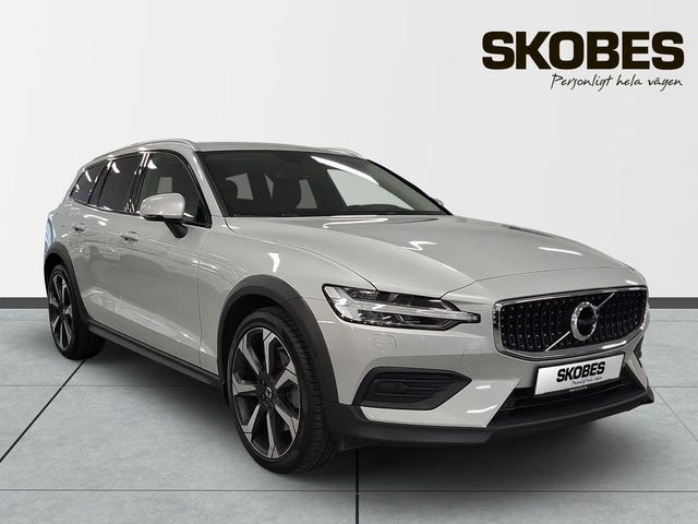 Volvo V60 Cross Country 2022