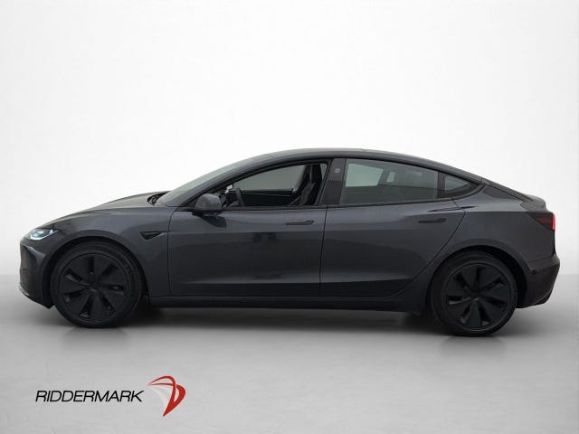 Tesla Model 3 2024