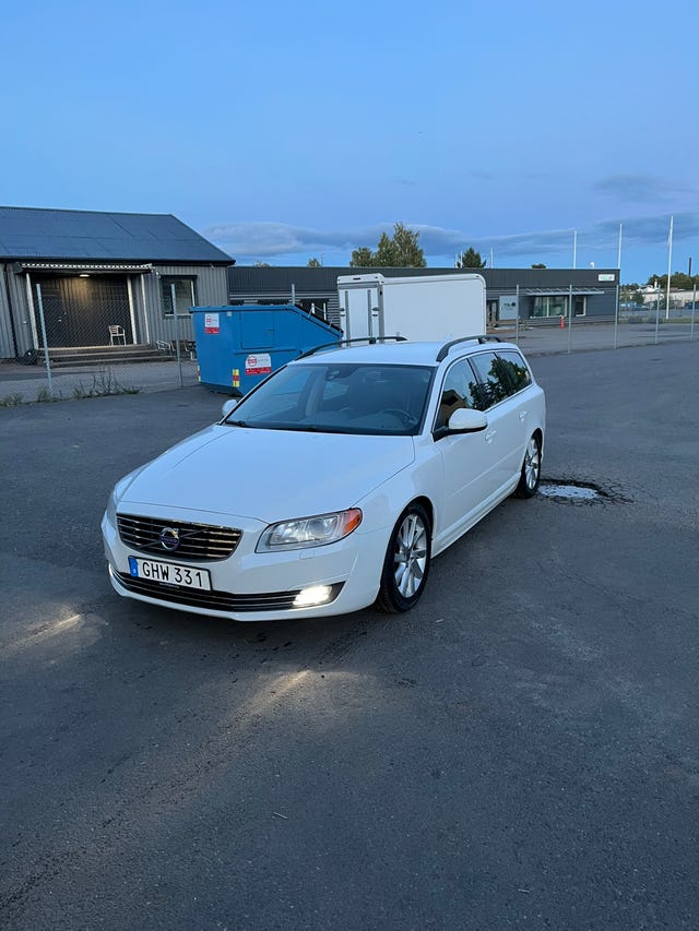 Volvo V70 2014