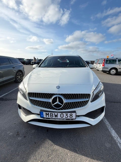 Mercedes-Benz A180 2016