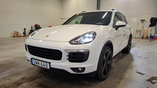 Porsche Cayenne 2016