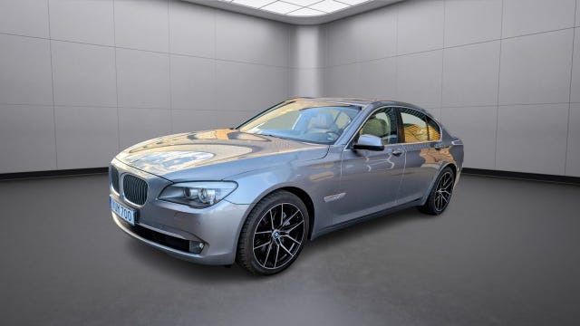 BMW 730 2012
