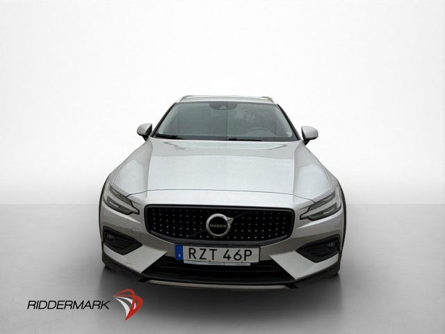 Volvo V60 Cross Country 2019 – bild 2