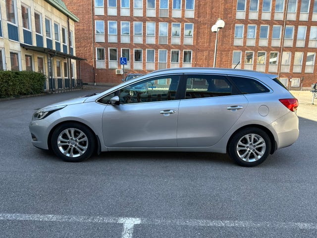 Kia Ceed 2013 – bild 4