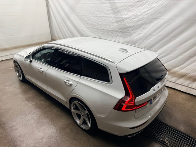 Volvo V60 2020 – bild 3
