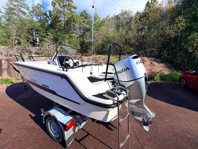 RYDS 490 VI SPORT S-LINE -22 Honda 60HK 74 Tim TRAILER 80km