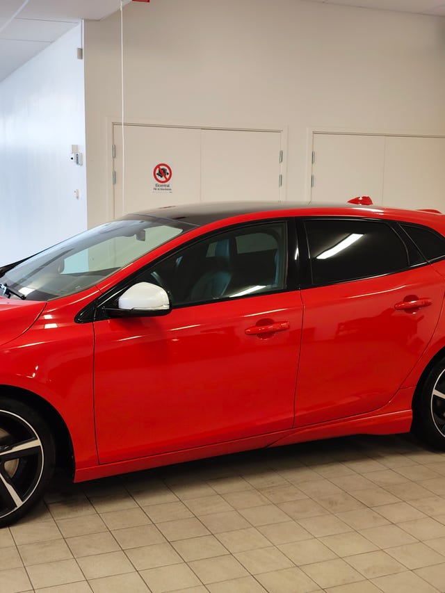 Volvo V40 2015