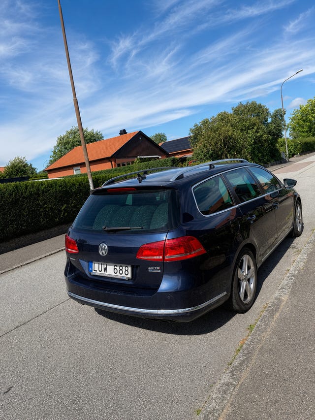 Volkswagen Passat 2012 – bild 4
