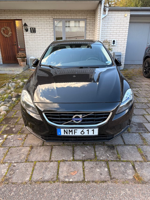 Volvo V40 2015 – bild 2