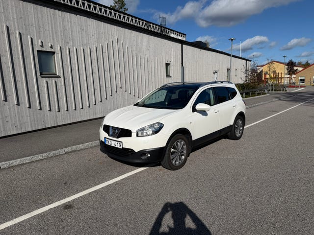 Nissan Qashqai+2 2014
