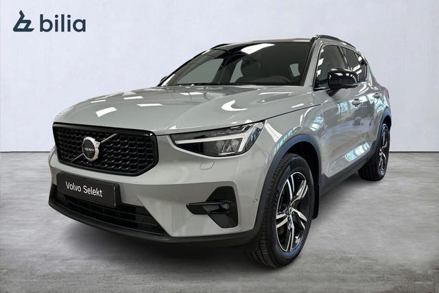 Volvo XC40 2025