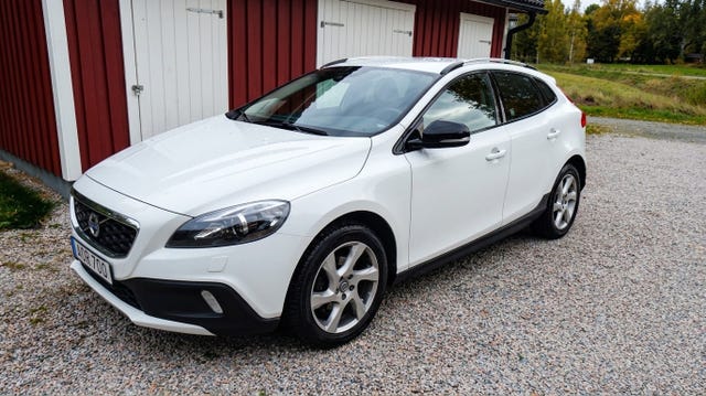 Volvo V40 Cross Country 2014