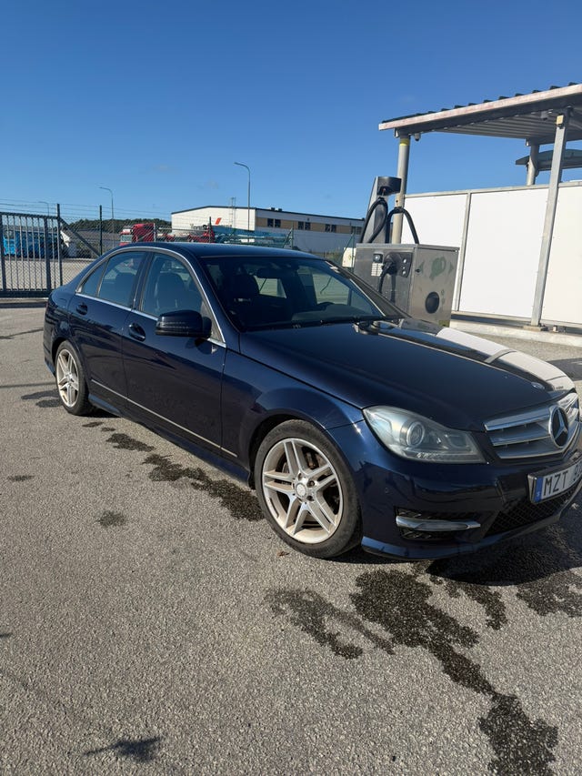 Mercedes-Benz C180 2013