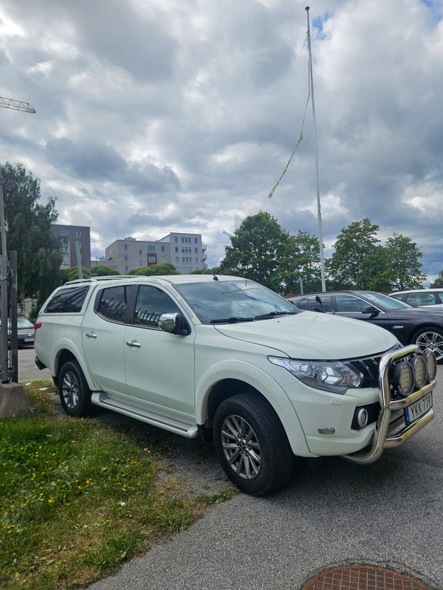 Mitsubishi L200 2017