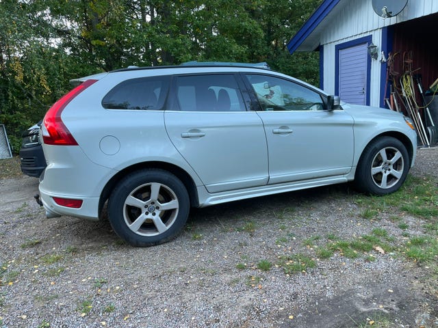 Volvo XC60 2011