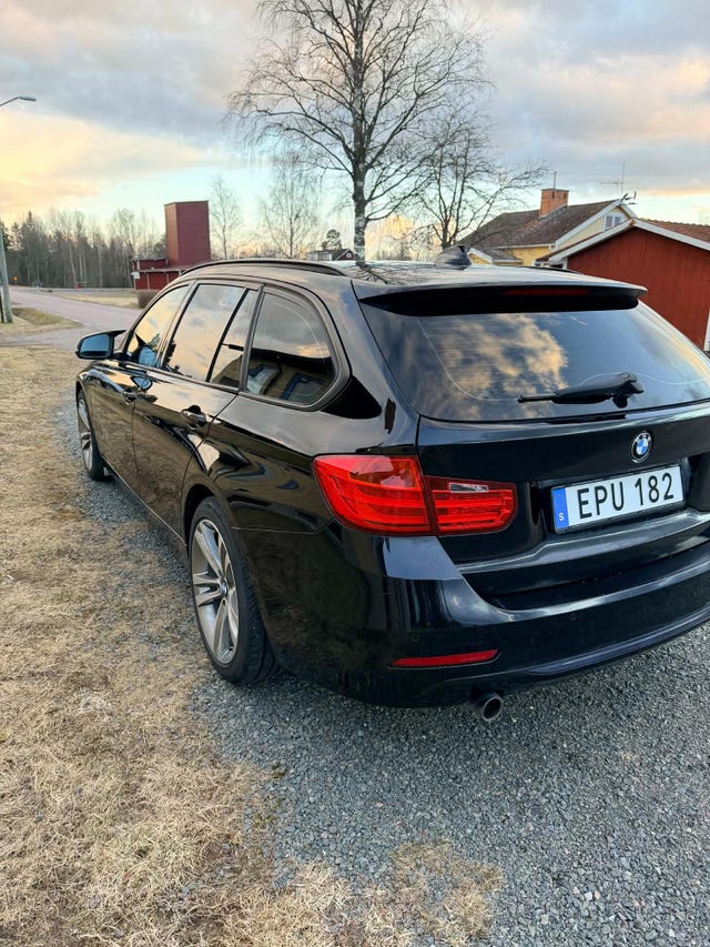 BMW 318d 2015 – bild 2