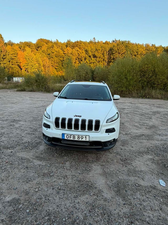 Jeep Cherokee 2016