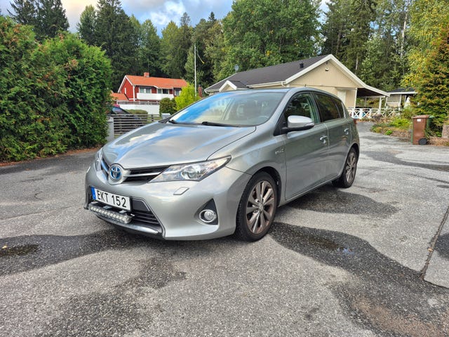 Toyota Auris 2014
