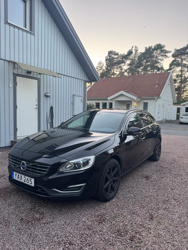 Volvo V60 2016