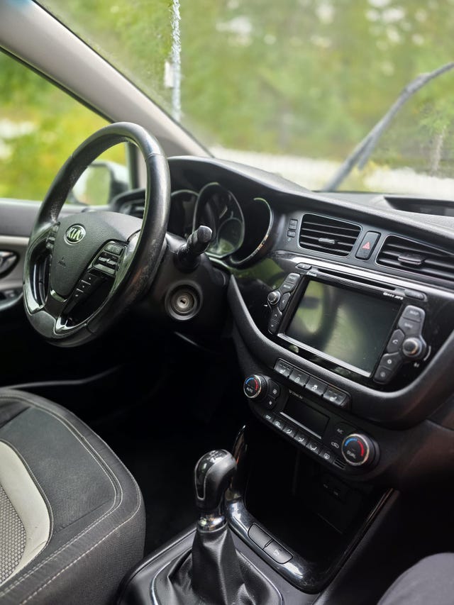 Kia Ceed 2015 – bild 3