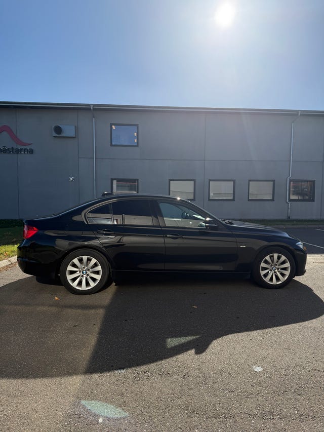 BMW 320d 2014 – bild 3