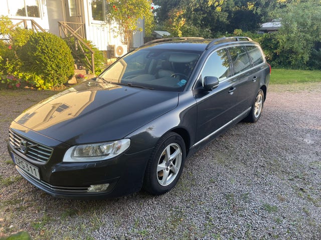 Volvo V70 2015