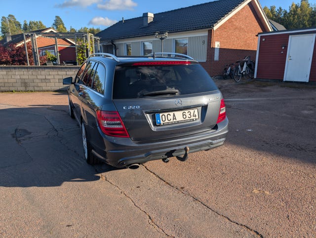 Mercedes-Benz C220 2013 – bild 4