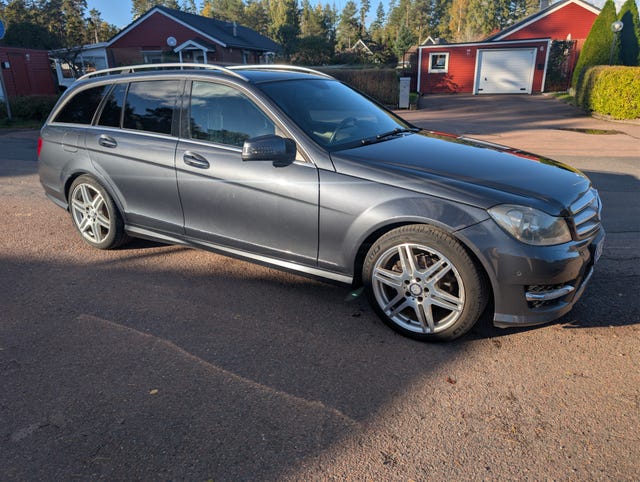 Mercedes-Benz C220 2013 – bild 2