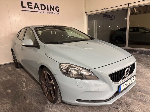 Volvo V40 2018