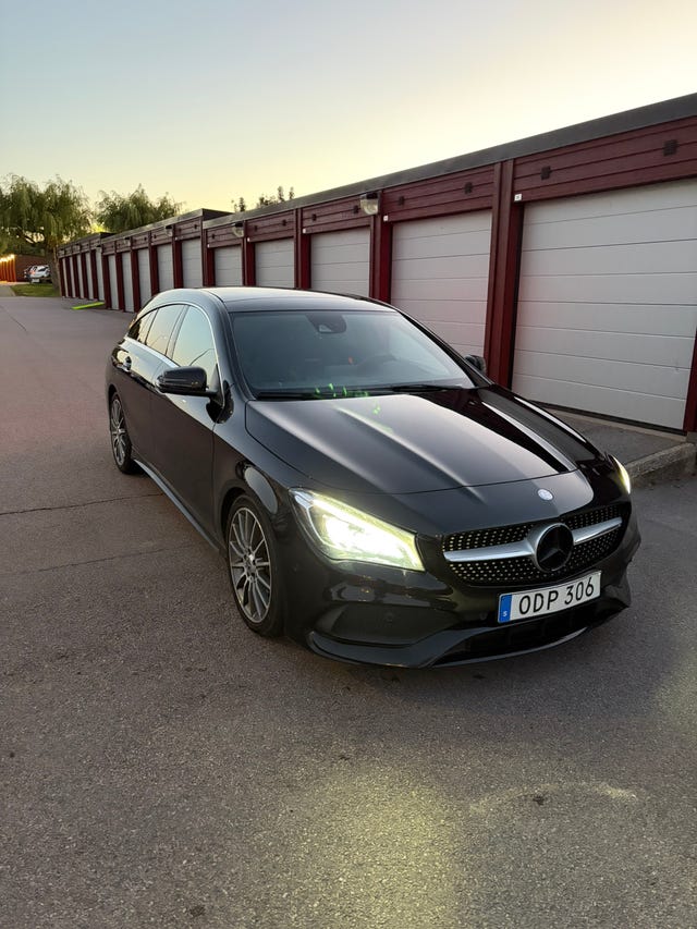 Mercedes-Benz CLA 220 d 2017