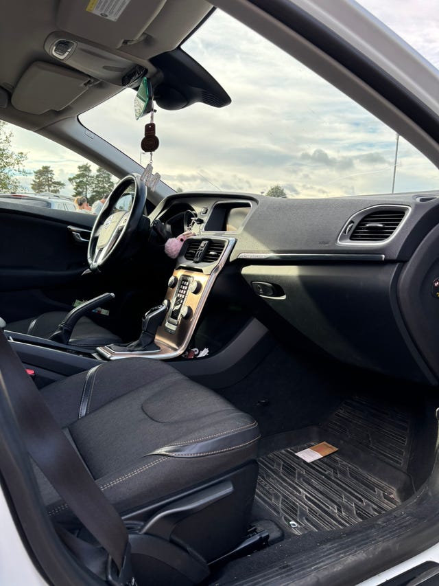 Volvo V40 Cross Country 2014