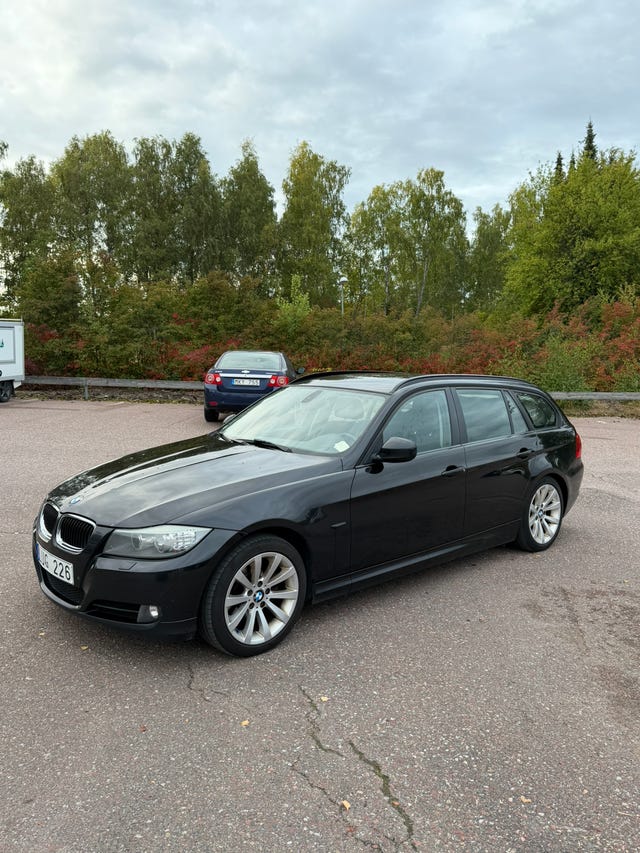 BMW 318d 2012
