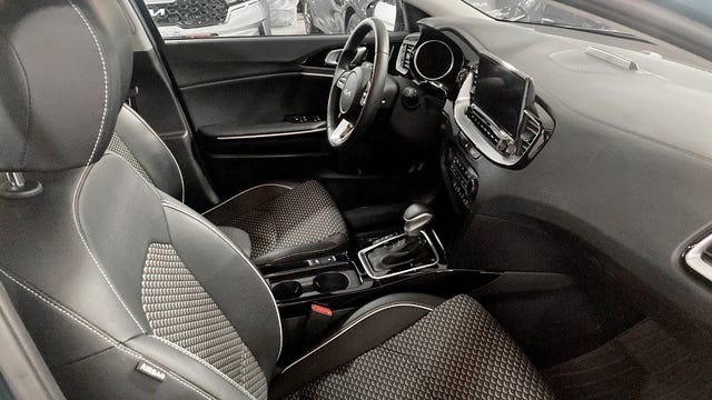 Kia Ceed 2024 – bild 3