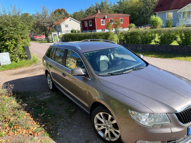 Skoda Superb 2013