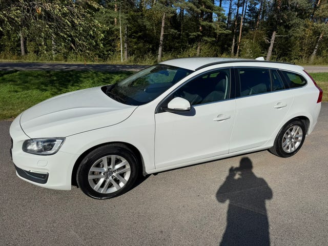 Volvo V60 2017