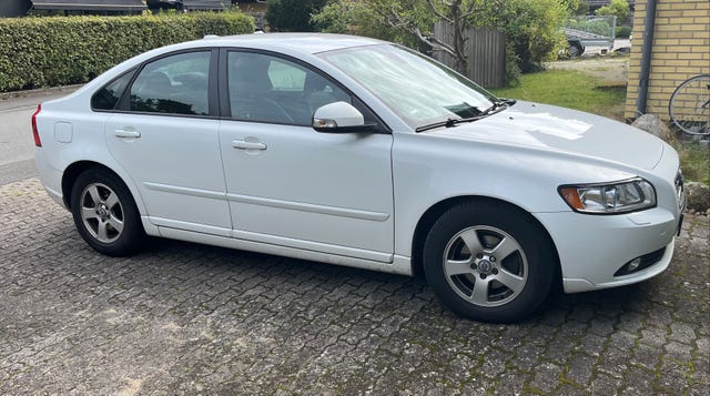 Volvo S40 2012