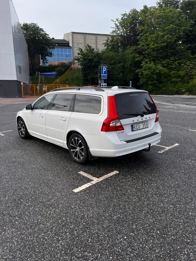 Volvo V70 2010 – bild 2
