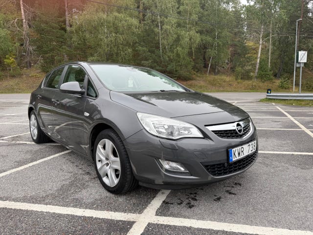 Opel Astra 2010