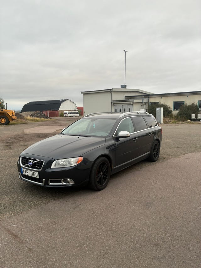 Volvo V70 2011 – bild 2